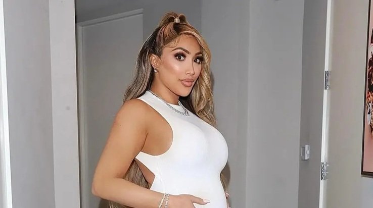 nikki mudarris age